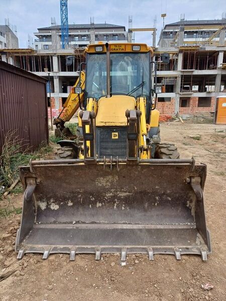 Vanzare Buldoexcavator Militari Residence